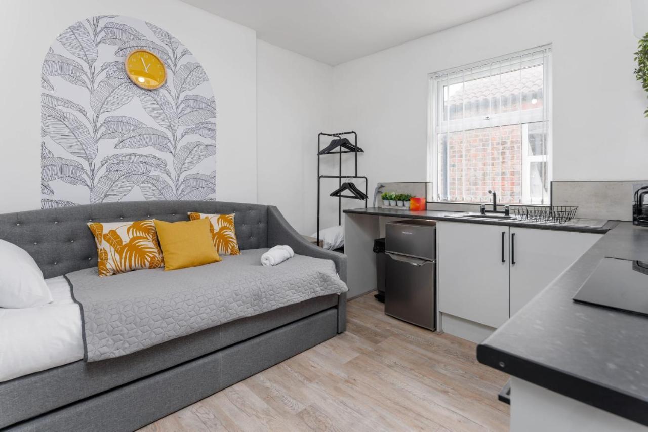 Newly Renovated Apartments In Liverpool - Extended Stay Buitenkant foto