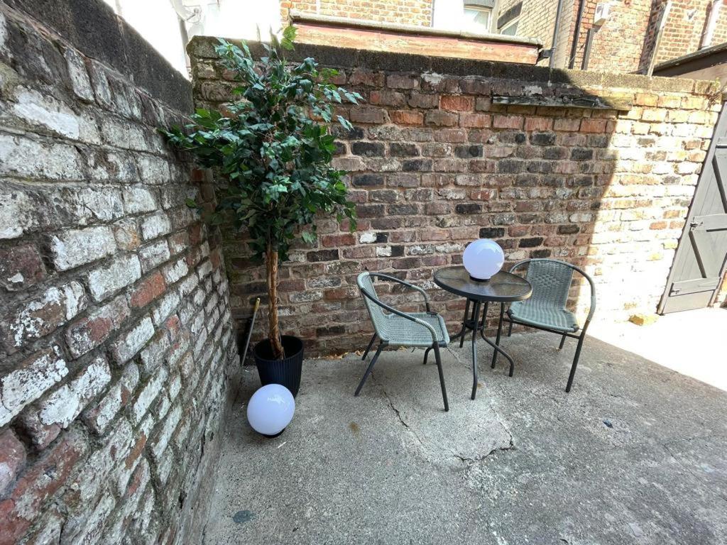 Newly Renovated Apartments In Liverpool - Extended Stay Buitenkant foto