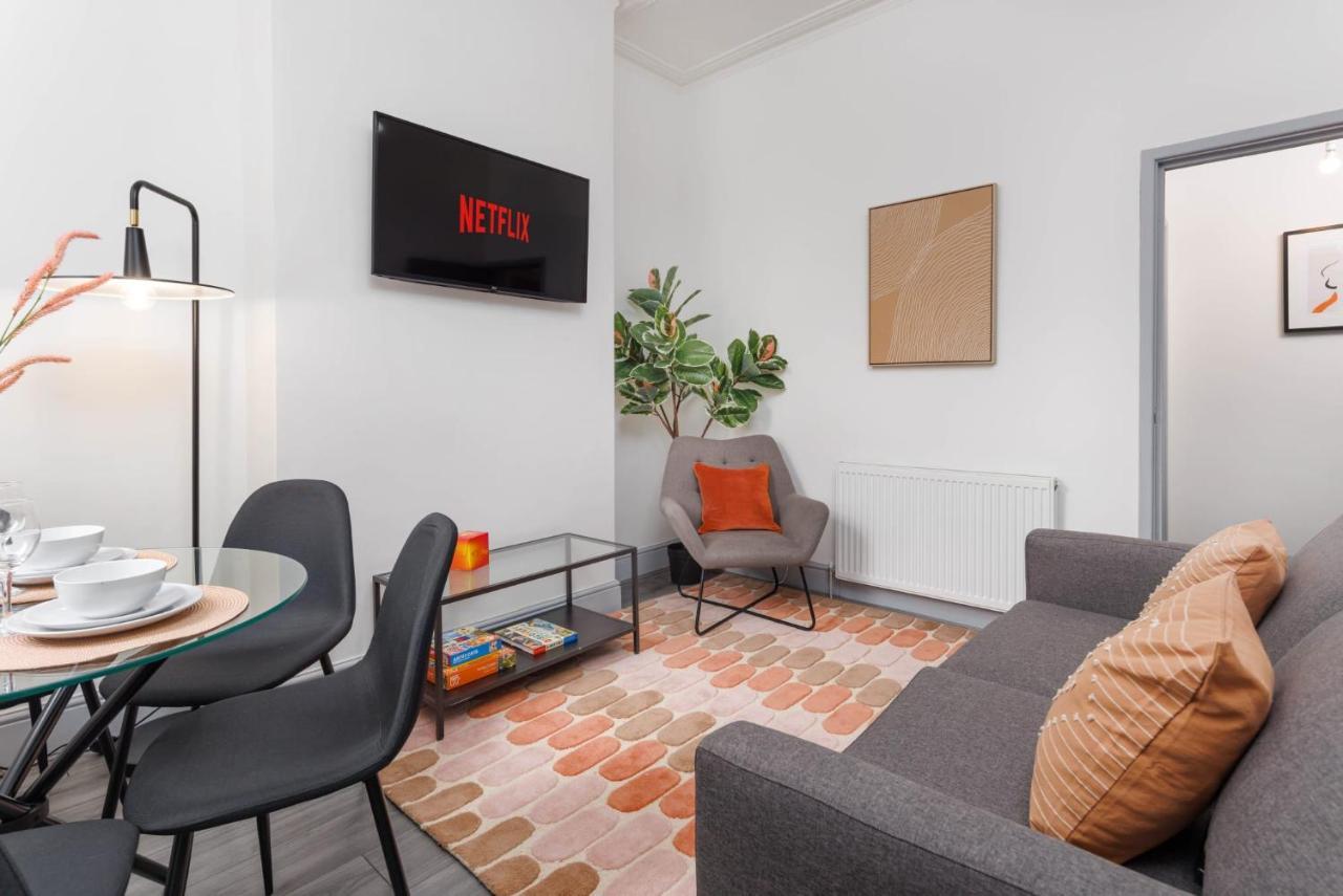 Newly Renovated Apartments In Liverpool - Extended Stay Buitenkant foto