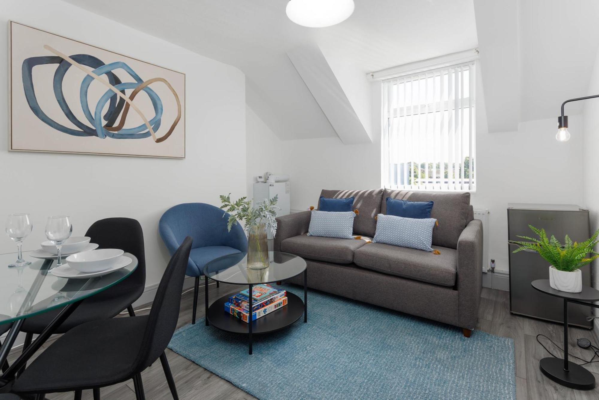 Newly Renovated Apartments In Liverpool - Extended Stay Buitenkant foto