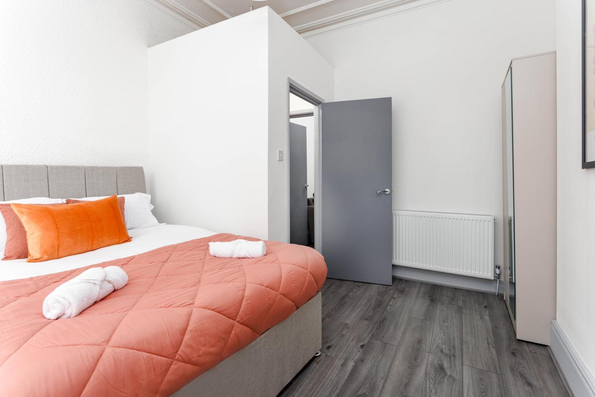 Newly Renovated Apartments In Liverpool - Extended Stay Buitenkant foto